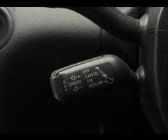 Audi Q7 2 KEYS|SERVICE HISTORY - 5 SERVICES|

Equipment:
Navigation HDD
Parking Sensor(s)
Climate Co - 39
