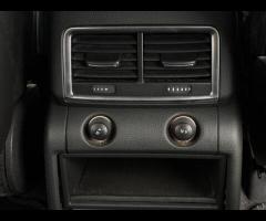 Audi Q7 2 KEYS|SERVICE HISTORY - 5 SERVICES|

Equipment:
Navigation HDD
Parking Sensor(s)
Climate Co - 63