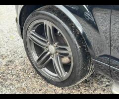 Audi Q7 2 KEYS|SERVICE HISTORY - 5 SERVICES|

Equipment:
Navigation HDD
Parking Sensor(s)
Climate Co - 88