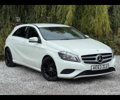 Mercedes-Benz A Class SERVICE HISTORY - 5 SERVICES - 5 MAIN DEALER SERVICES|LOGBOOK|GEARBOX SERVICE
