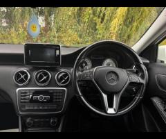 Mercedes-Benz A Class SERVICE HISTORY - 5 SERVICES - 5 MAIN DEALER SERVICES|LOGBOOK|GEARBOX SERVICE - 30