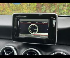 Mercedes-Benz A Class SERVICE HISTORY - 5 SERVICES - 5 MAIN DEALER SERVICES|LOGBOOK|GEARBOX SERVICE - 41