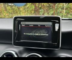 Mercedes-Benz A Class SERVICE HISTORY - 5 SERVICES - 5 MAIN DEALER SERVICES|LOGBOOK|GEARBOX SERVICE - 43