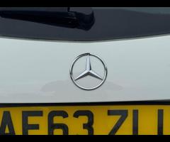 Mercedes-Benz A Class SERVICE HISTORY - 5 SERVICES - 5 MAIN DEALER SERVICES|LOGBOOK|GEARBOX SERVICE - 70