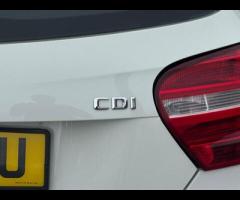 Mercedes-Benz A Class SERVICE HISTORY - 5 SERVICES - 5 MAIN DEALER SERVICES|LOGBOOK|GEARBOX SERVICE - 74