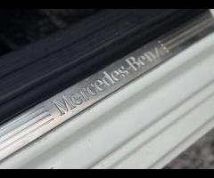 Mercedes-Benz A Class SERVICE HISTORY - 5 SERVICES - 5 MAIN DEALER SERVICES|LOGBOOK|GEARBOX SERVICE - 75