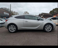 Vauxhall Astra GTC 1.4T SRi Euro 5 (s/s) 3dr - 11