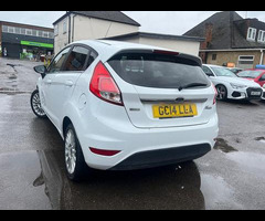 Ford Fiesta 1.0T EcoBoost Titanium Euro 5 (s/s) 5dr - 6