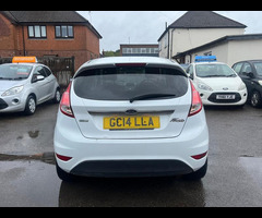 Ford Fiesta 1.0T EcoBoost Titanium Euro 5 (s/s) 5dr - 7