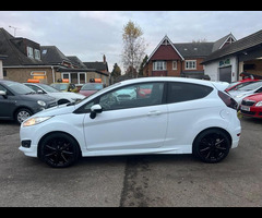 Ford Fiesta 1.0T EcoBoost Zetec S Euro 5 (s/s) 3dr - 4