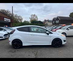 Ford Fiesta 1.0T EcoBoost Zetec S Euro 5 (s/s) 3dr - 6