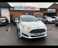 Ford Fiesta 1.0T EcoBoost Zetec Euro 5 (s/s) 5dr