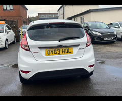 Ford Fiesta 1.0T EcoBoost Zetec Euro 5 (s/s) 5dr - 8