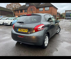 Peugeot 208 1.2 VTi Style Euro 5 5dr - 8