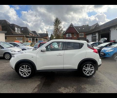 Nissan Juke 1.6 Acenta Premium Euro 5 (s/s) 5dr - 5