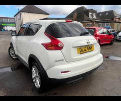 Nissan Juke 1.6 Acenta Premium Euro 5 (s/s) 5dr - 6