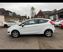 Ford Fiesta 1.0T EcoBoost Zetec Euro 5 (s/s) 3dr - 5