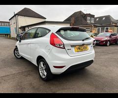 Ford Fiesta 1.0T EcoBoost Zetec Euro 5 (s/s) 3dr - 8