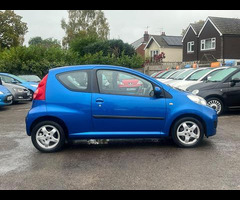 Peugeot 107 1.0 12V Verve Euro 4 3dr - 5