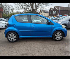 Toyota Aygo 1.0 VVT-i Blue Euro 4 5dr - 9