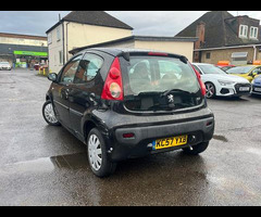 Peugeot 107 1.0 12V Urban Move Euro 4 5dr - 6