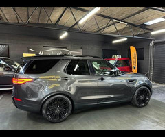 Land Rover DISCOVERY 5 3.0 TD V6 HSE Luxury SUV 5dr Diesel Auto 4WD Euro 6 (s/s) (258 ps) 5 SERVICES - 3