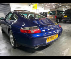 Porsche 911 3.4 CARRERA 4 2d 300 BHP STUNNING LOW MILEAGE EXAMPLE - 14