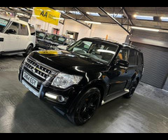 Mitsubishi Shogun 3.2 DI-DC SG4 SUV 5dr Diesel Auto 4WD Euro 5 LWB (197 ps) 6 SERVICES TO 42K MILES - 9