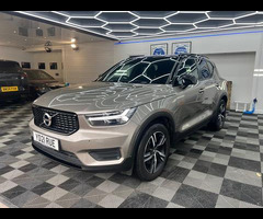 Volvo XC40 2.0 B4 MHEV R-Design DCT Auto Euro 6 (s/s) 5dr - 3