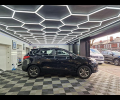 Hyundai ix35 2.0 CRDi SE Auto 4WD Euro 5 5dr - 10