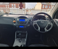 Hyundai ix35 2.0 CRDi SE Auto 4WD Euro 5 5dr - 25