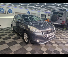 Peugeot 208 1.2 VTi PureTech Style Euro 5 5dr