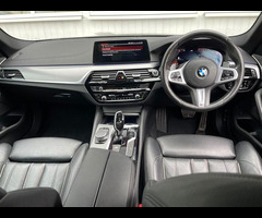 BMW 5 Series 2.0 520d MHT M Sport Saloon 4dr Diesel Hybrid Auto Euro 6 (s/s) (190 ps) - 19