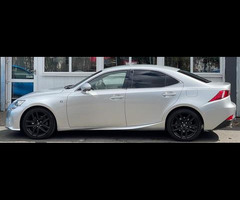 Lexus IS 2.5 250 V6 F Sport Saloon 4dr Petrol Auto Euro 5 (208 ps) - 9