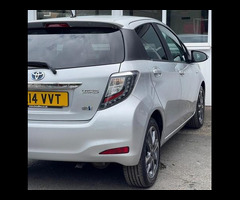 Toyota Yaris 1.5 VVT-h Trend Hatchback 5dr Petrol Hybrid CVT Euro 5 (101 ps) - 9