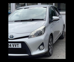 Toyota Yaris 1.5 VVT-h Trend Hatchback 5dr Petrol Hybrid CVT Euro 5 (101 ps) - 29