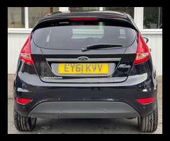 Ford Fiesta 1.4 Titanium Hatchback 5dr Petrol Automatic (154 g/km, 94 bhp) - 6