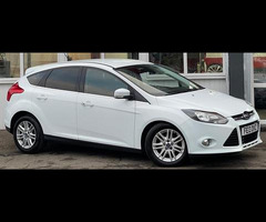 Ford Focus 1.6 Titanium Hatchback 5dr Petrol Powershift Euro 5 (125 ps) - 3