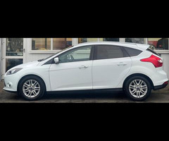 Ford Focus 1.6 Titanium Hatchback 5dr Petrol Powershift Euro 5 (125 ps) - 27