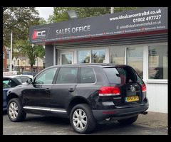 Volkswagen Touareg 2.5 TDI SE Sport SUV 5dr Diesel Automatic (273 g/km, 172 bhp) - 25