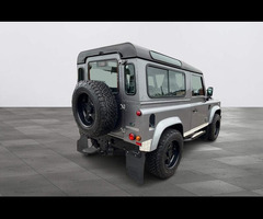 Land Rover Defender 90 2.2 TDCi XS 4WD SWB Euro 5 3dr - 4