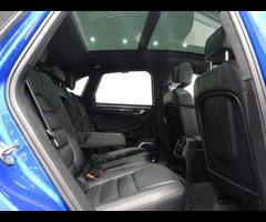 Porsche Macan 3.6T (440 PS) TURBO PERFORMANCE PDK 4WD ( EURO 6 ) (S/S) 5DR + £18K EXTRAS + NAV + PAN - 62