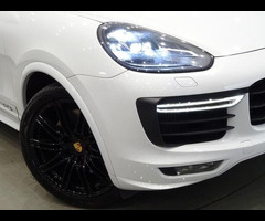 Porsche Cayenne GTS 3.6T V6 GTS (440 BHP) TIPTRONIC S 4WD ( EURO 6 ) (S/S) 5DR + £20K EXTRAS + PAN R - 45