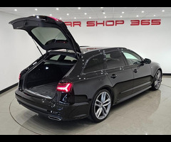 Audi A6 2.0 TDI (190 PS) ULTRA BLACK EDITION S TRONIC ( EURO 6 ) S/S AVANT 5DR + NAV + TECH PACK + B - 70