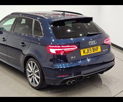 Audi A3 2.0 TDI 35 Black Edition Sportback 5dr Diesel S Tronic Euro 6 (s/s) (150 ps) + NAV + TECHNOL - 60