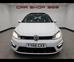 Volkswagen Golf 2.0 TDI BMT (150 PS) R LINE EDITION MANUAL ( EURO 6 ) S/S 5DR + NAV + PANORAMIC E/SU - 10