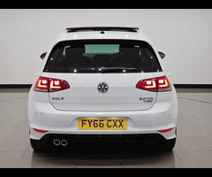 Volkswagen Golf 2.0 TDI BMT (150 PS) R LINE EDITION MANUAL ( EURO 6 ) S/S 5DR + NAV + PANORAMIC E/SU - 11