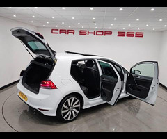 Volkswagen Golf 2.0 TDI BMT (150 PS) R LINE EDITION MANUAL ( EURO 6 ) S/S 5DR + NAV + PANORAMIC E/SU - 32