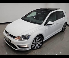 Volkswagen Golf 2.0 TDI BMT (150 PS) R LINE EDITION MANUAL ( EURO 6 ) S/S 5DR + NAV + PANORAMIC E/SU - 45