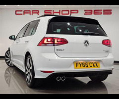 Volkswagen Golf 2.0 TDI BMT (150 PS) R LINE EDITION MANUAL ( EURO 6 ) S/S 5DR + NAV + PANORAMIC E/SU - 64